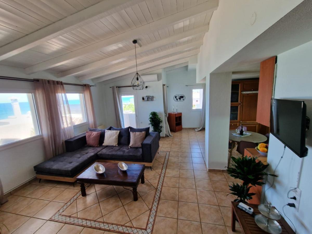Astra Sea View Apartment, Sea Front Kokkini Hani ภายนอก รูปภาพ