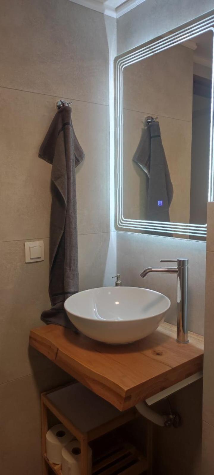 Astra Sea View Apartment, Sea Front Kokkini Hani ภายนอก รูปภาพ